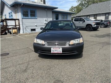 2000 Toyota Camry