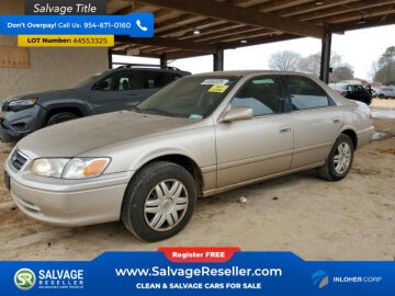 New 2000 Toyota Camry