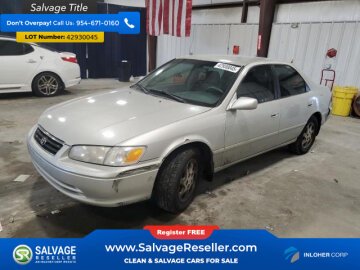 New 2000 Toyota Camry