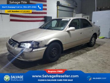 New 2000 Toyota Camry V6
