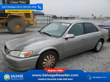 New 2000 Toyota Camry