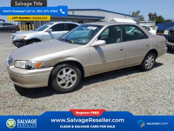 2000 Toyota Camry