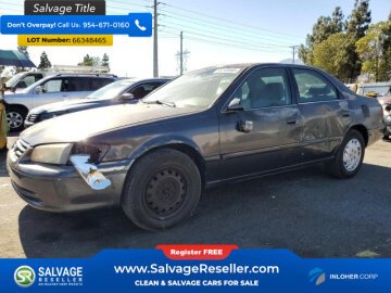 2000 Toyota Camry