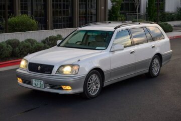 2000 Toyota Crown
