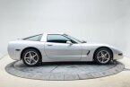 Thumbnail Photo 3 for 2001 Chevrolet Corvette