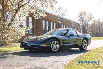 2001 Chevrolet Corvette Coupe