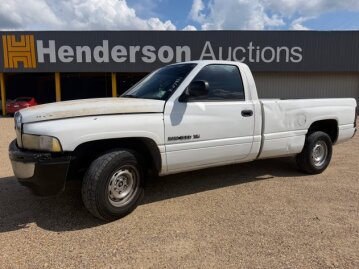 2001 Dodge Ram 1500 Truck 2WD Regular Cab