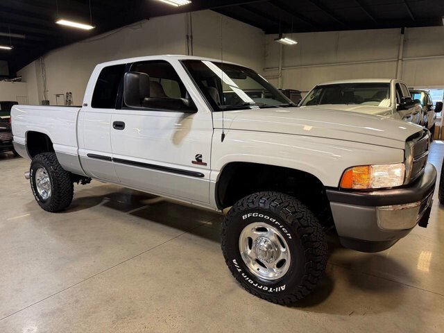 2001 Dodge Ram 2500 Truck