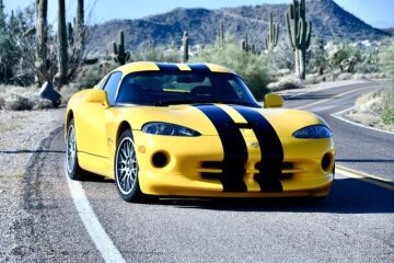 2001 Dodge Viper