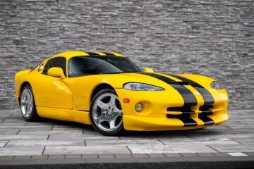 2001 Dodge Viper