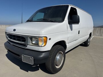 2001 Ford E-250 and Econoline 250