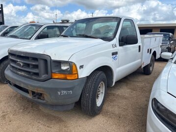 2001 Ford F250 2WD Regular Cab