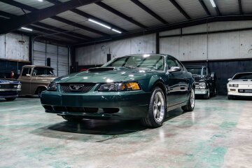 2001 Ford Mustang Bullitt Coupe