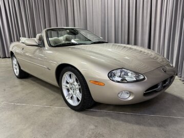 2001 Jaguar XK8