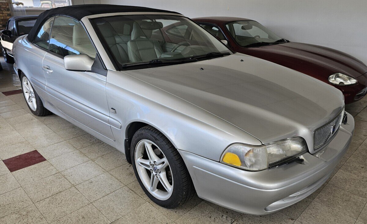 2001 Volvo C70 HT Coupe