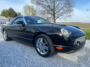 2002 Ford Thunderbird
