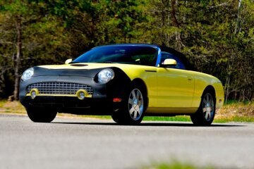 2002 Ford Thunderbird