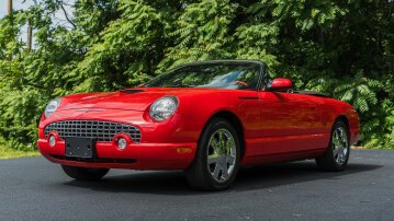 2002 Ford Thunderbird