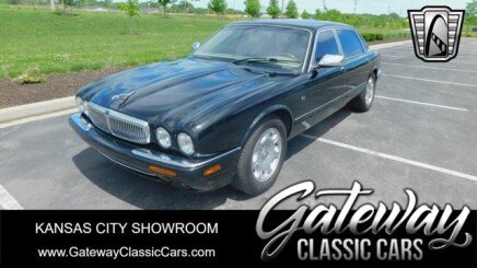 Photo 1 for 2002 Jaguar XJ Vanden Plas