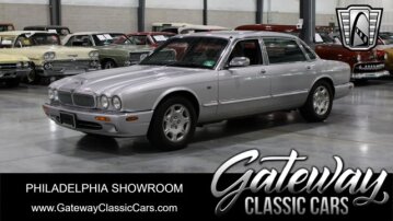 2002 Jaguar XJ Vanden Plas