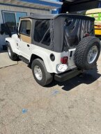 Thumbnail Photo 1 for 2002 Jeep Wrangler