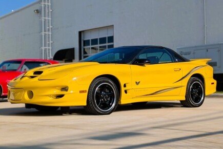 Photo 1 for 2002 Pontiac Firebird