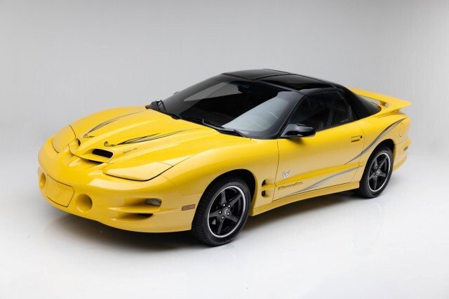 セントポーリア　Pon 2002 Pontiac Trans Am 35th Anniversary Convertible