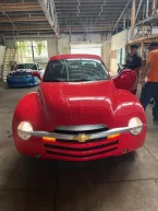 Thumbnail Photo 2 for 2003 Chevrolet SSR