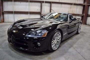 2003 Dodge Viper SRT-10 Coupe