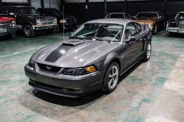 2003 Ford Mustang Mach 1 Coupe