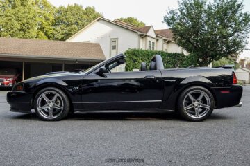 2003 Ford Mustang
