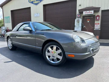 2003 Ford Thunderbird