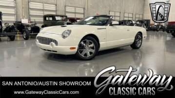 2003 Ford Thunderbird