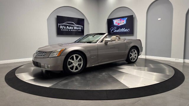 2004 Cadillac XLR