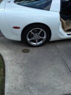 Thumbnail Photo 3 for 2004 Chevrolet Corvette Coupe for Sale by Owner