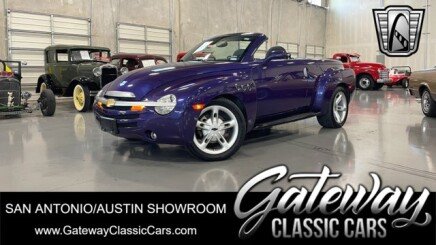 Photo 1 for 2004 Chevrolet SSR