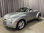 Thumbnail Photo 2 for 2004 Chevrolet SSR