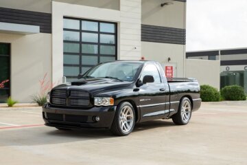 2004 Dodge Ram SRT-10 2WD Regular Cab