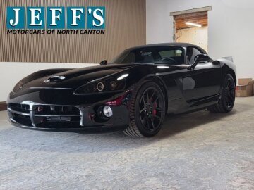 2004 Dodge Viper
