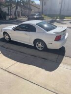 Thumbnail Photo 3 for 2004 Ford Mustang