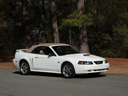 Photo 1 for 2004 Ford Mustang