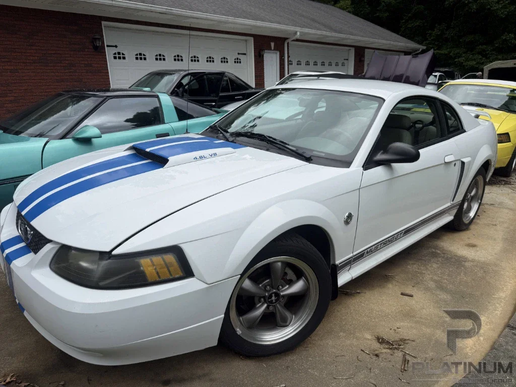 2004 Ford Mustang GT Coupe