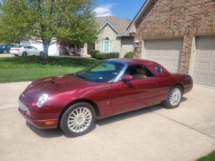 Photo 1 for 2004 Ford Thunderbird