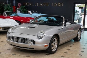 2004 Ford Thunderbird