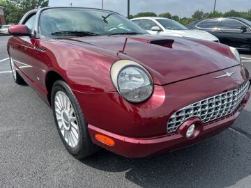 2004 Ford Thunderbird
