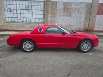 2004 Ford Thunderbird