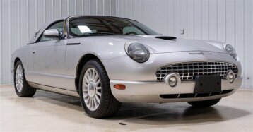 2004 Ford Thunderbird
