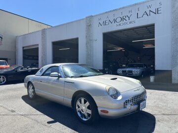 2004 Ford Thunderbird