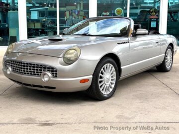 2004 Ford Thunderbird