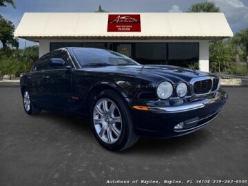 2004 Jaguar XJ8